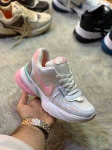 کتونی وی تو کی